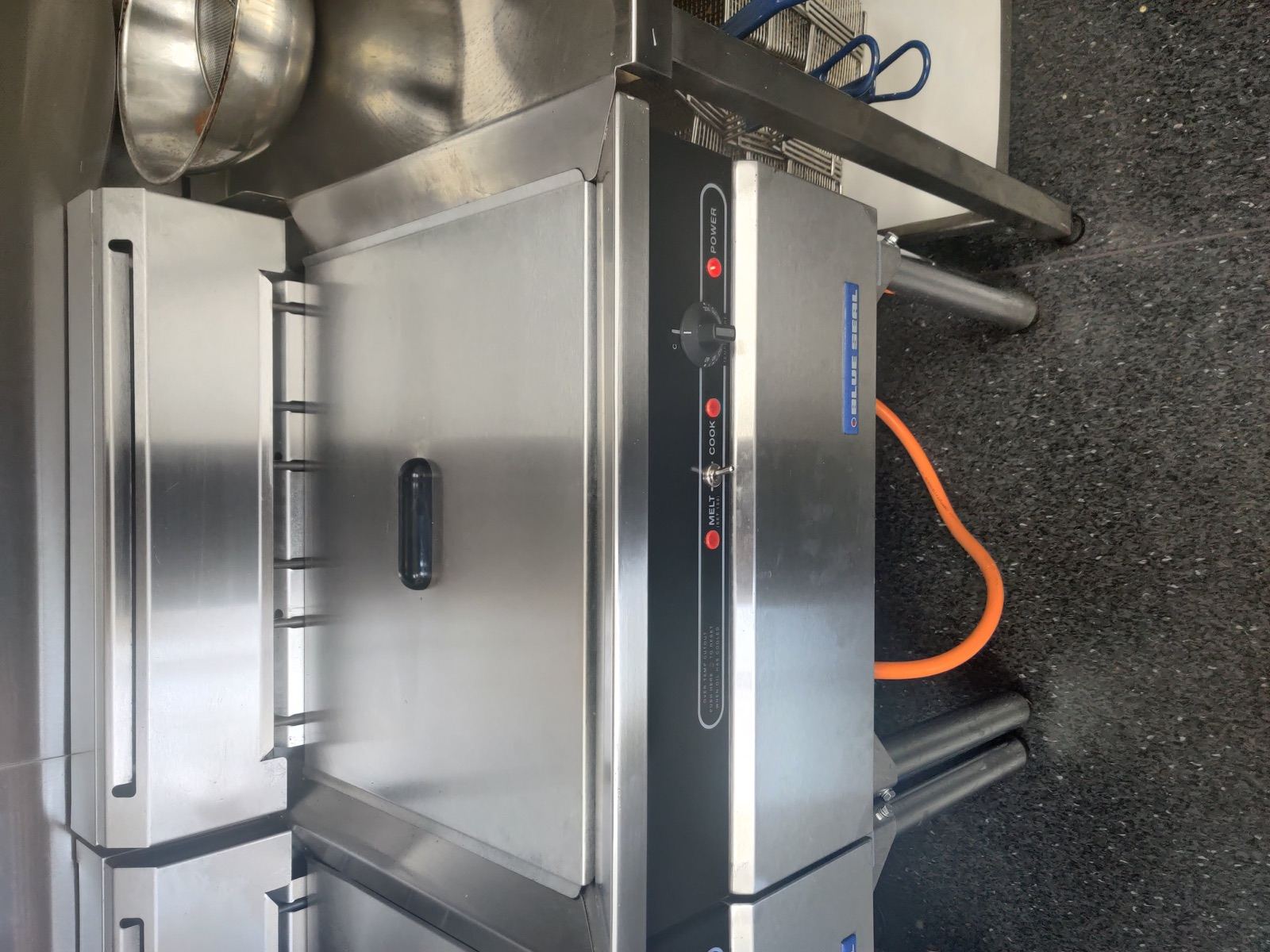 Commercial fryer equipment