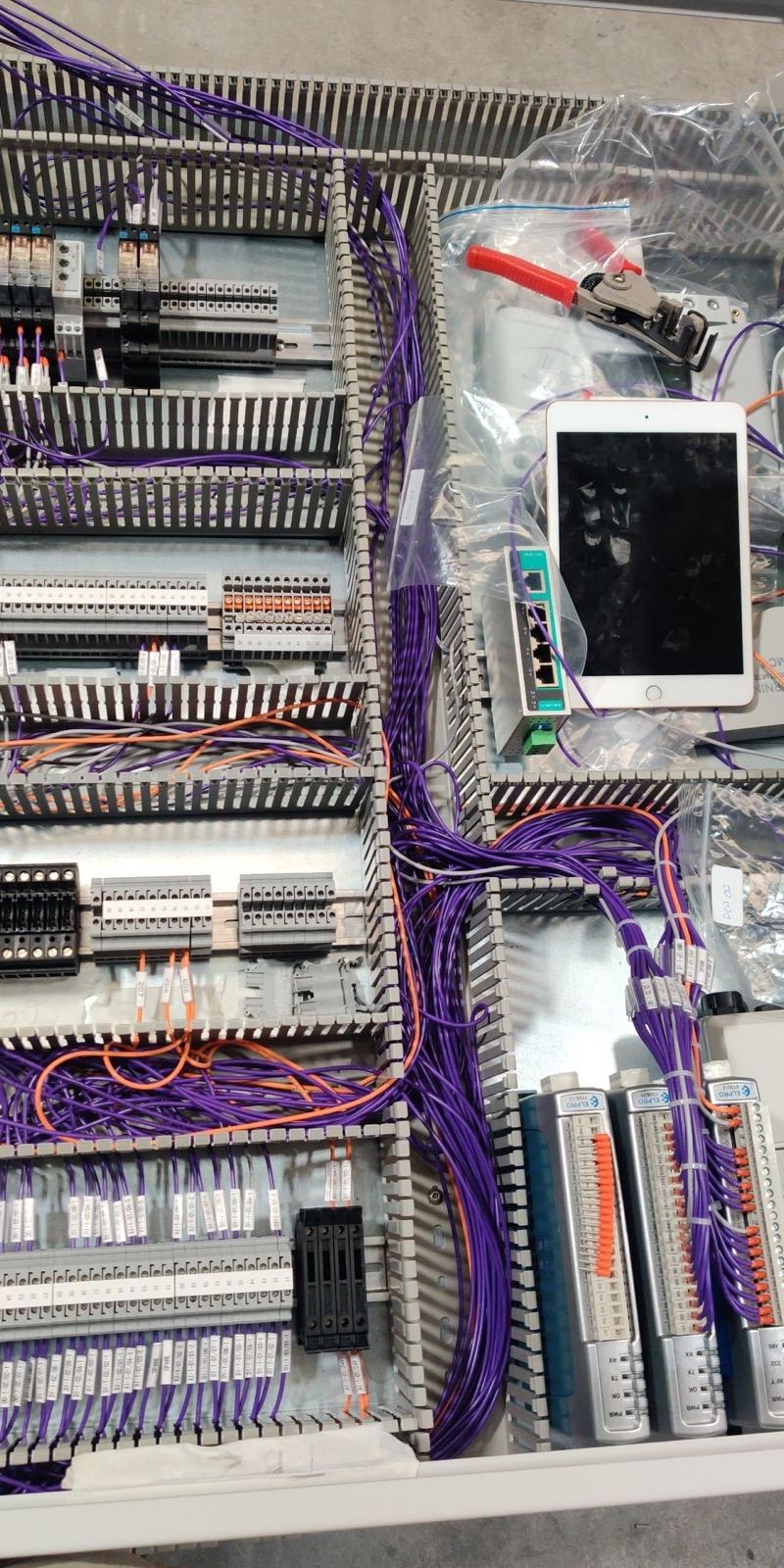 Industrial IoT control cabinet