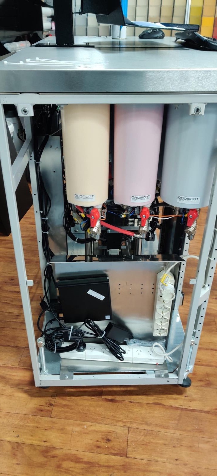 Paint tinting machine repair